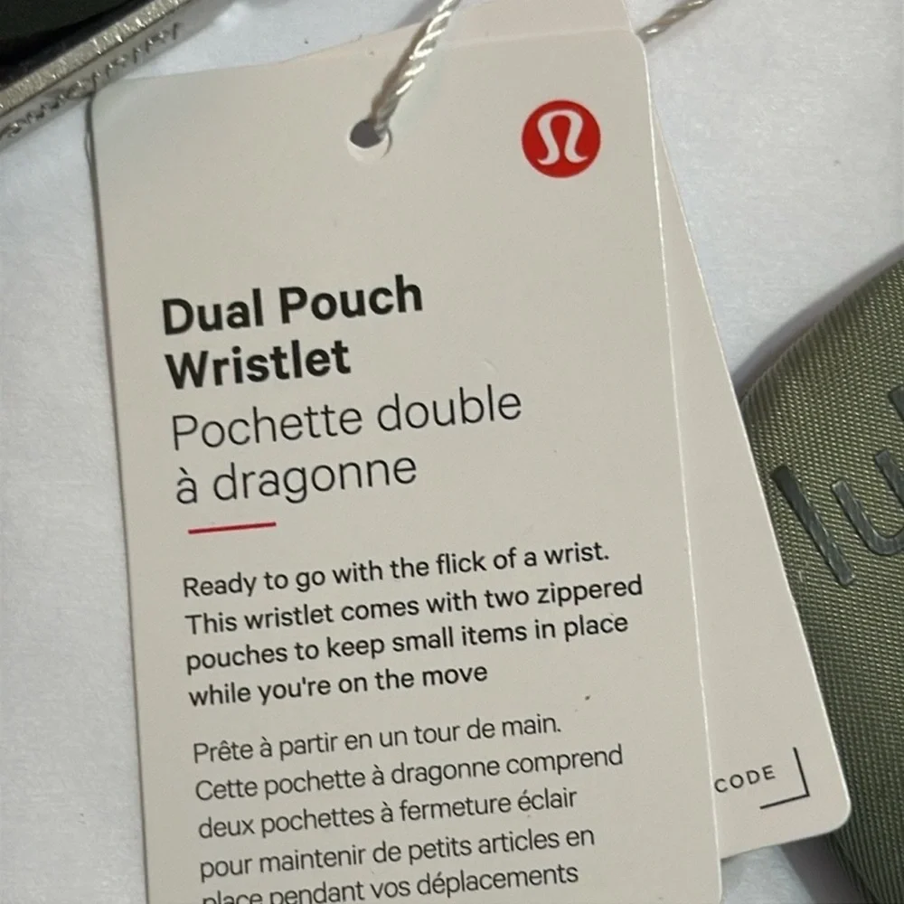 Lululemon Dual Pouch wristlet - Picture 3 of 3